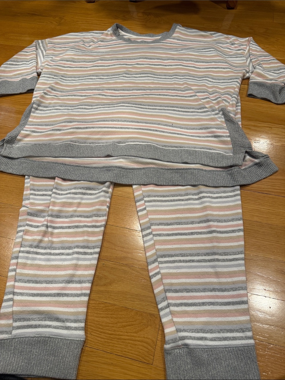 Cuddl Duds women’s striped long sleeve 2 piece pajamas size XXL.